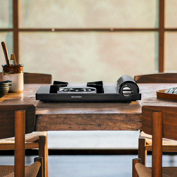 〈BALMUDA〉Table Stove ブラック