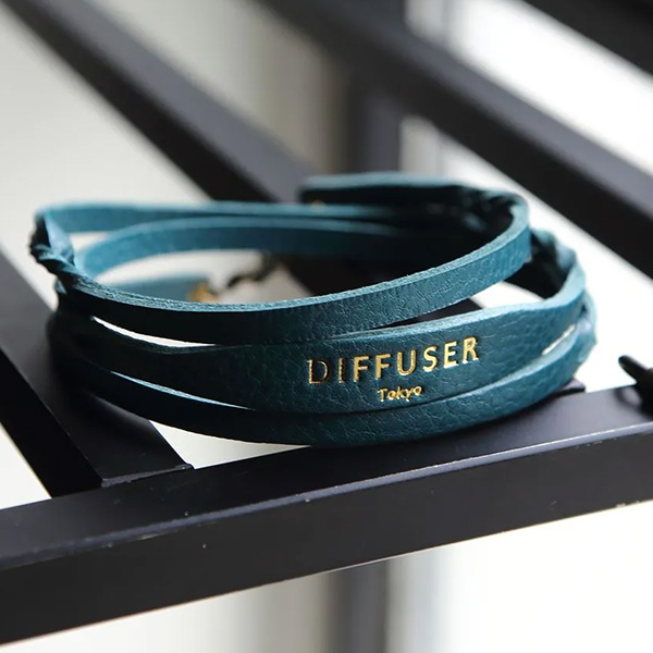 hV̓qDIFFUSER/fBt[U[rOXR[h@^[RCY