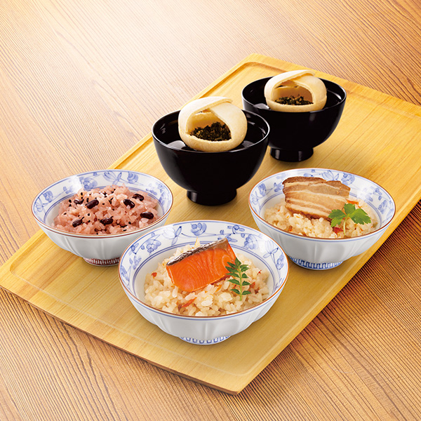 京・料亭 わらびの里料亭一膳と最中スープ