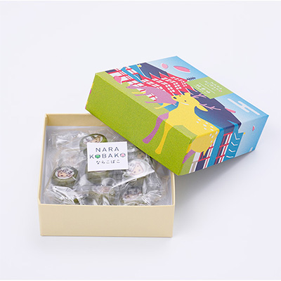 奈良店取扱い商品〈ANYQOTT/エニコット〉なら小箱 鹿あめ 抹茶味